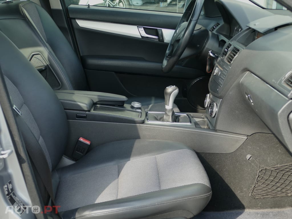 Mercedes-Benz C 250 CDi Avantgarde BlueEfficiency