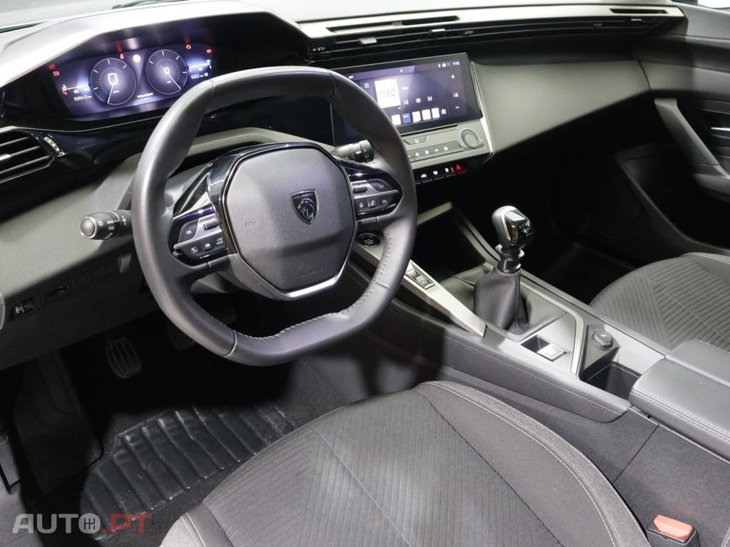 Peugeot 308 1.2 PURETECH STYLE