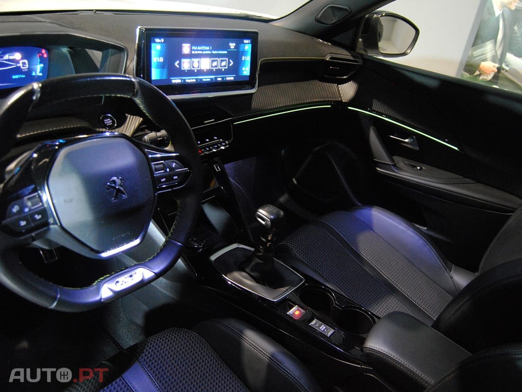 Peugeot 2008 1.2 PureTech GT Line