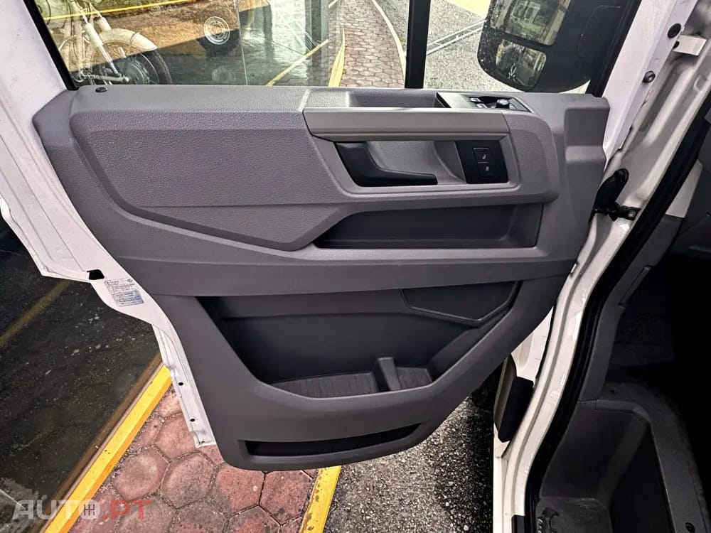 Volkswagen Crafter 35 2.0 TDI L3H2