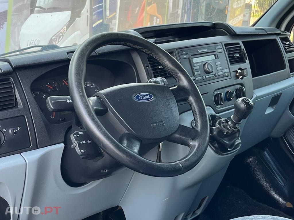 Ford Transit CABINE DUPLA + CAIXA
