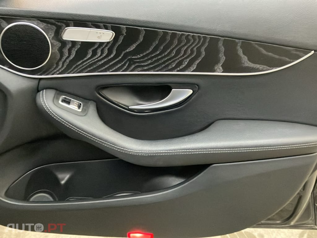 Mercedes-Benz 300 BlueTEC Hybrid Exclusive