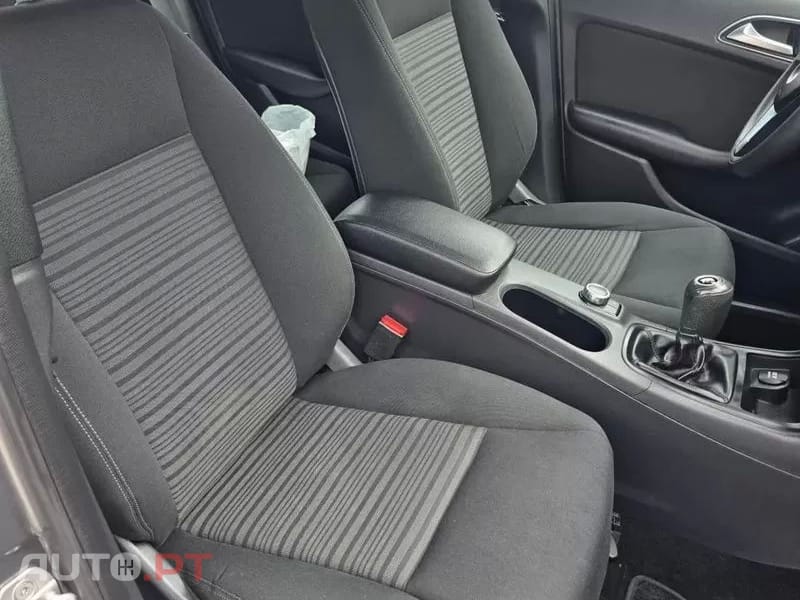 Mercedes-Benz B 200 CDi Urban
