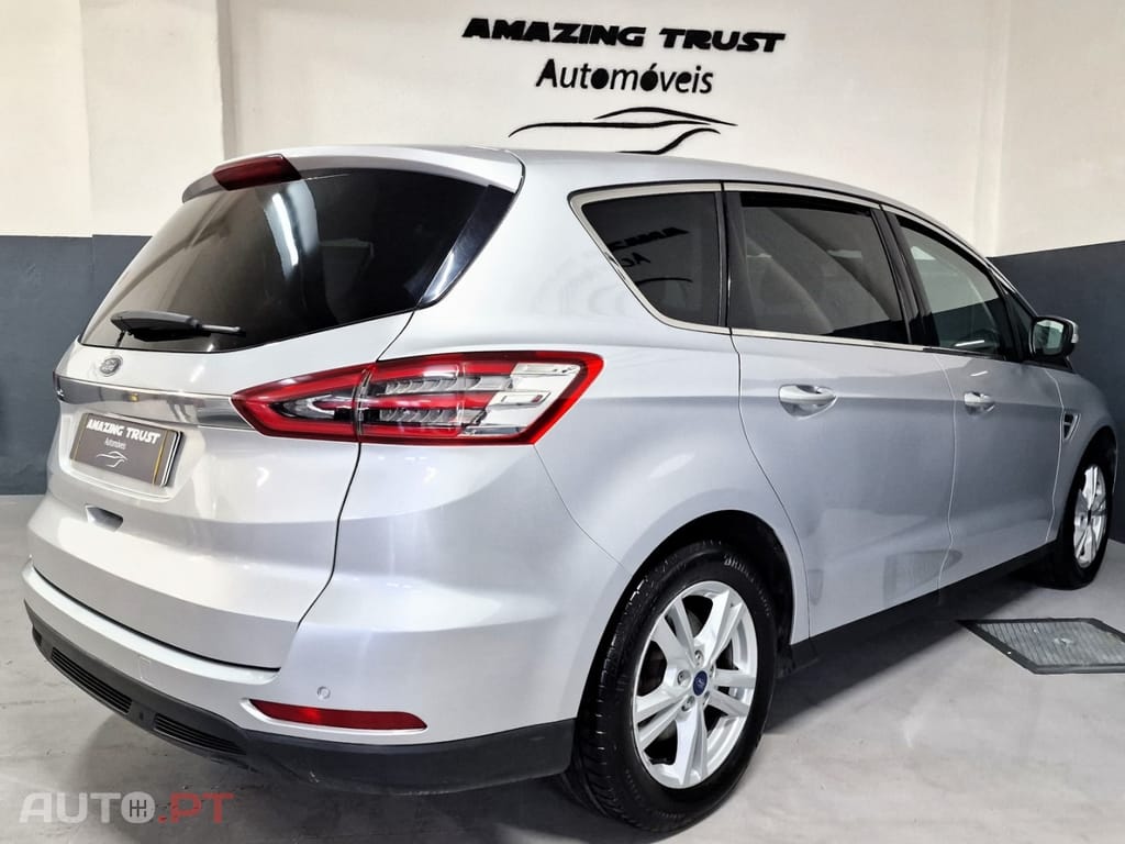 Ford S-Max 2.0 TDCi Titanium