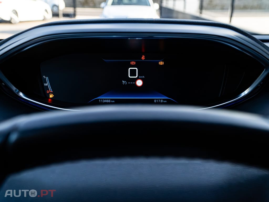 Peugeot 3008 1.5 BlueHDi Allure Pack
