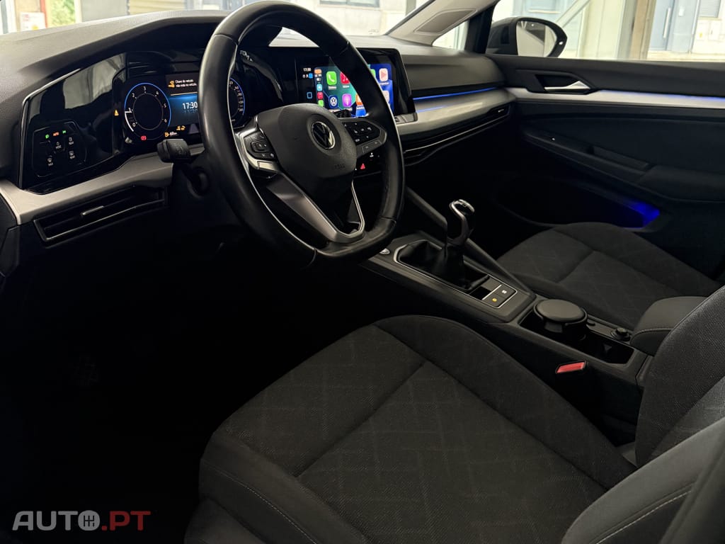 Volkswagen Golf 2.0 TDI Conceptline