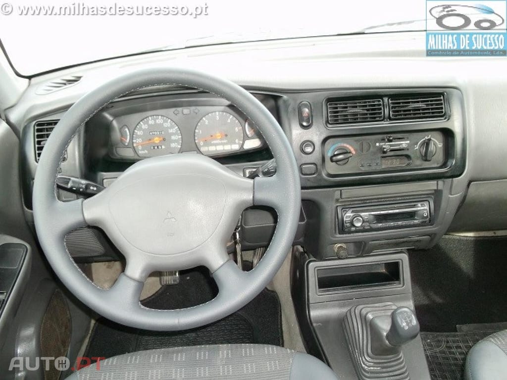 Mitsubishi L200 2.5 TD 4X2 CD (C/IVA)