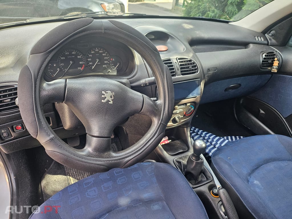 Peugeot 206 1.1 XR