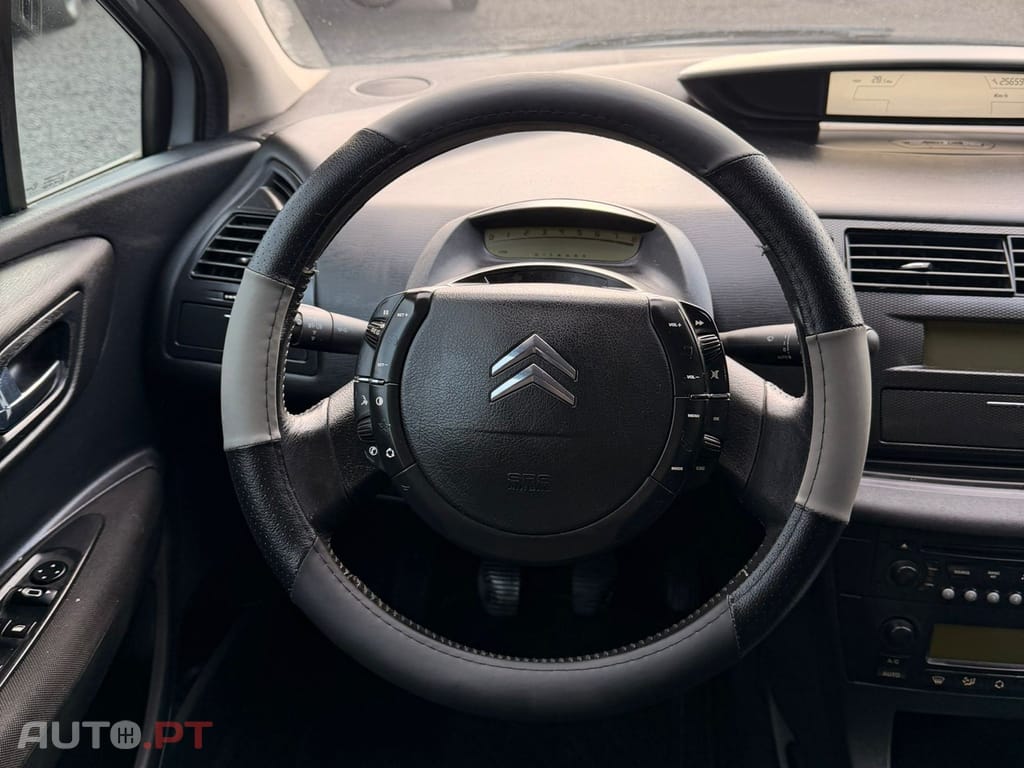 Citroen C4 1.4 16V VTR Pack