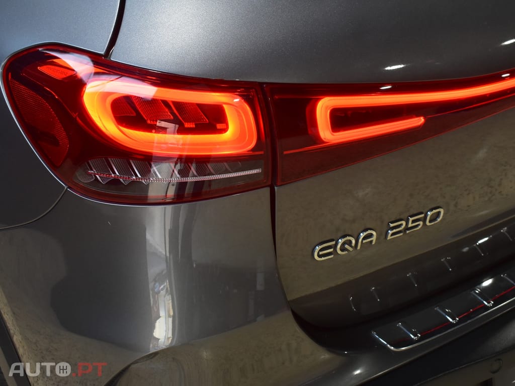 Mercedes-Benz EQA 250 AMG Line