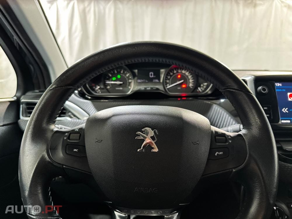 Peugeot 208 1.2 PureTech Allure