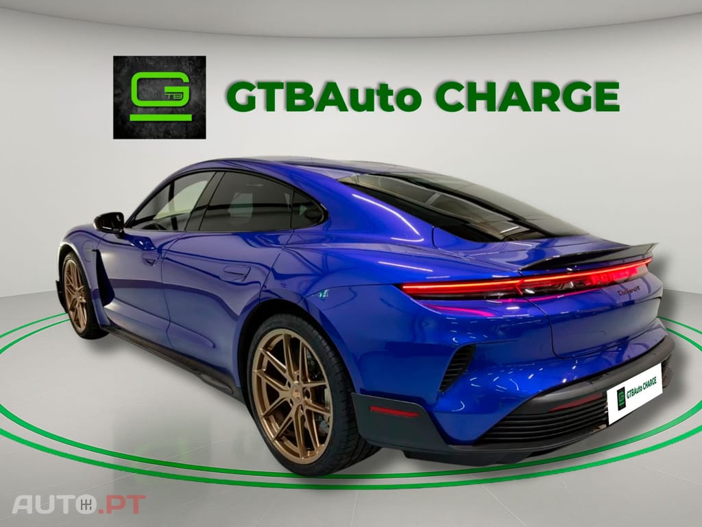 Porsche Taycan I.V.A DEDUTIVEL Turbo GT