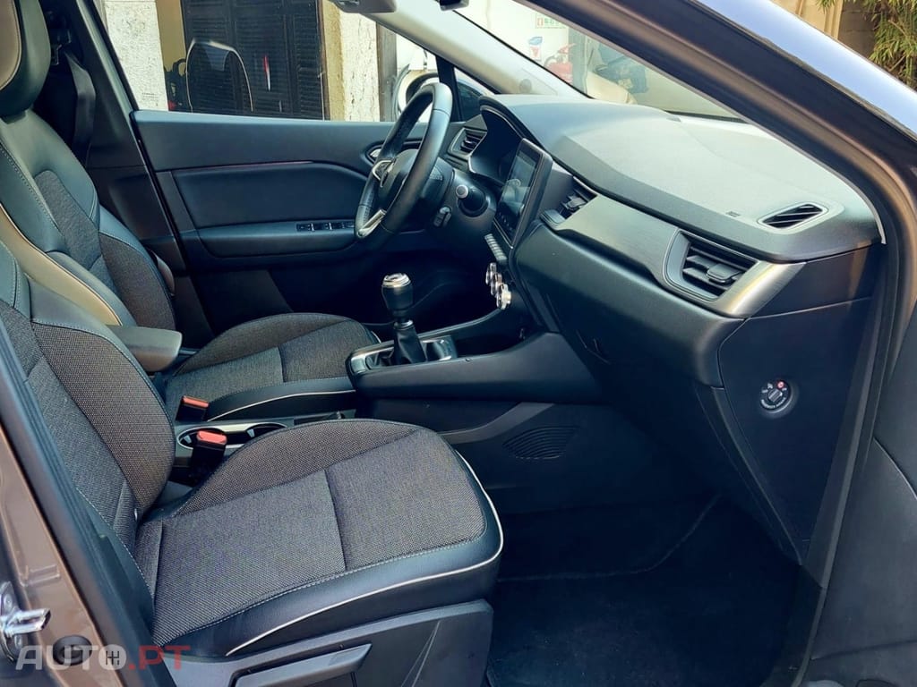 Renault Captur 1.0 TCe Intens