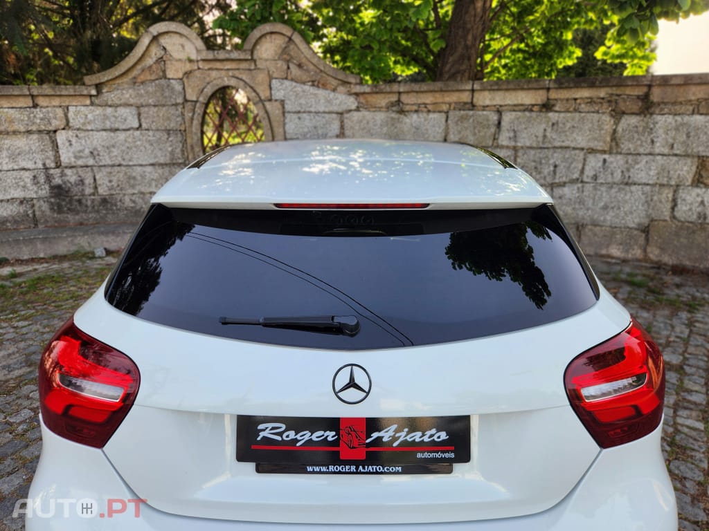 Mercedes-Benz A 180 d AMG Line