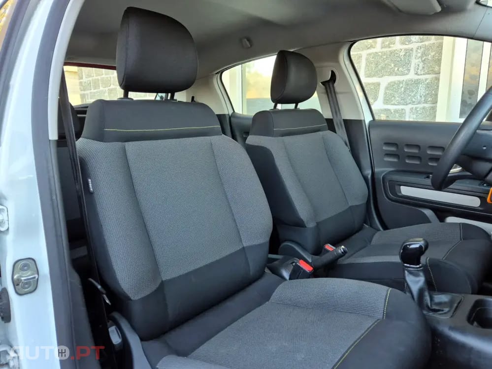 Citroen C3 Pure Tech S&S Live