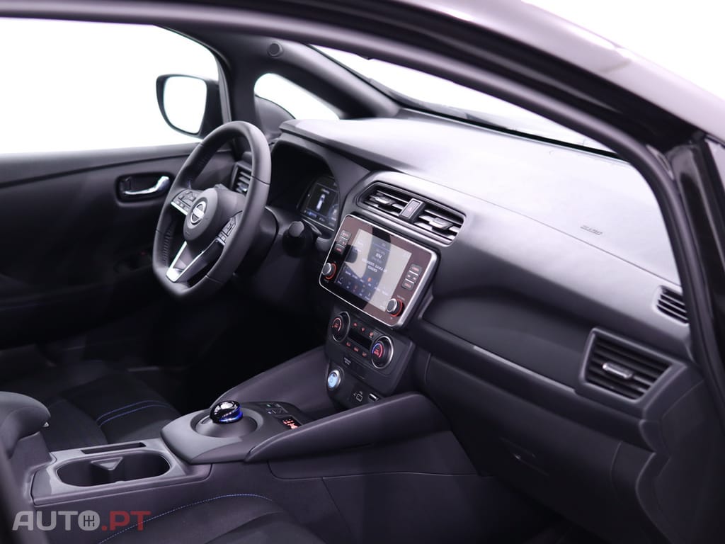 Nissan Leaf 5p 40kwh Acenta