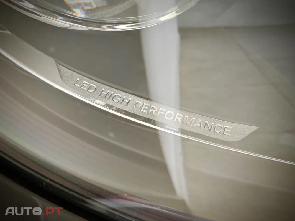 Mercedes-Benz E 220 Exclusive — fotografia 19