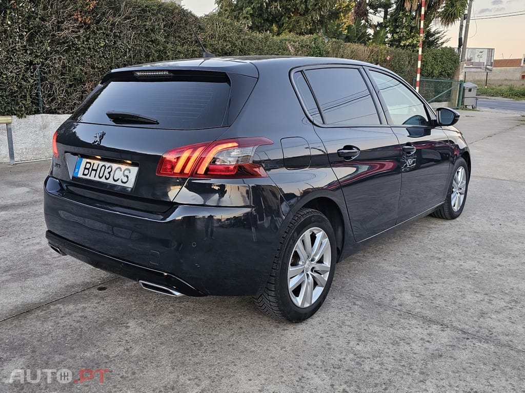 Peugeot 308 1.5 BlueHDi Active