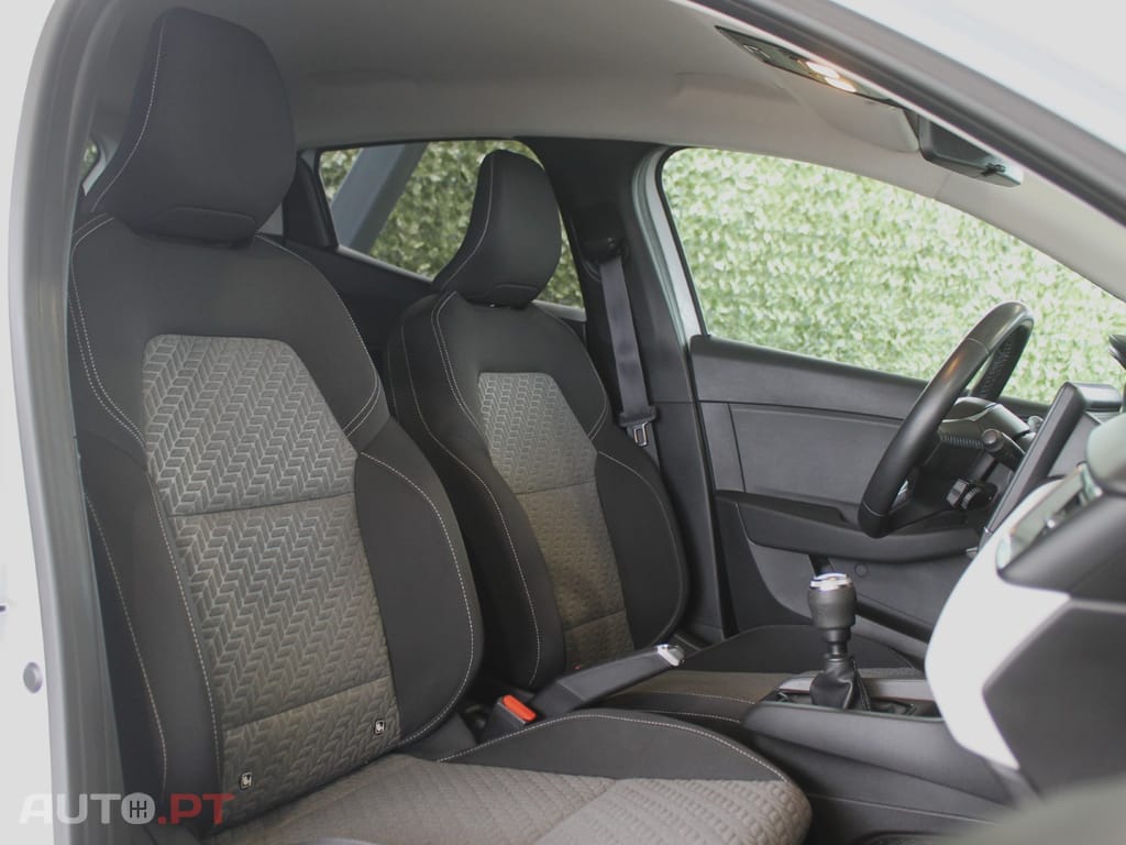Renault Clio 1.0 TCe Limited Bi-Fuel