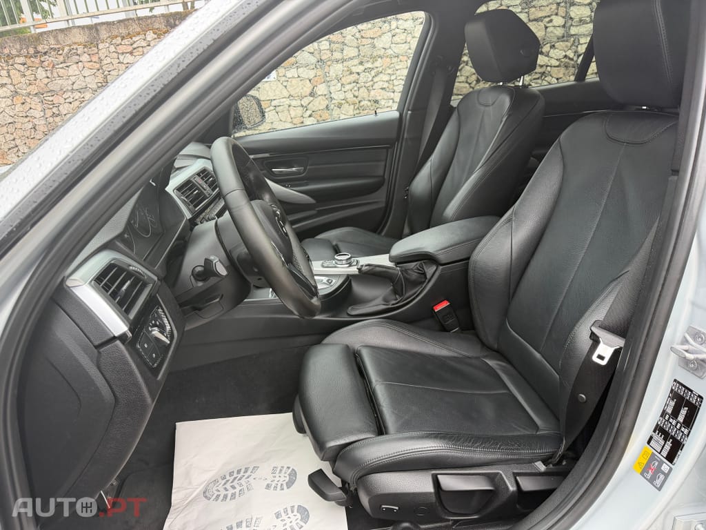 BMW 330 e iPerformance Pack M