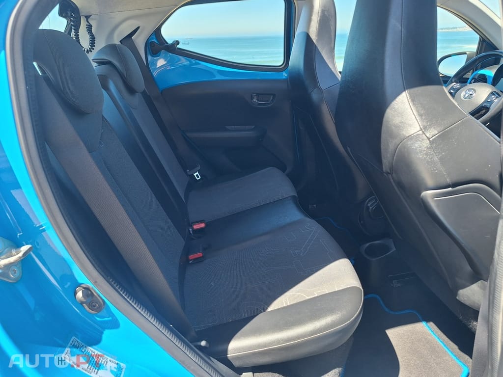 Toyota Aygo 1.0 X-Wave