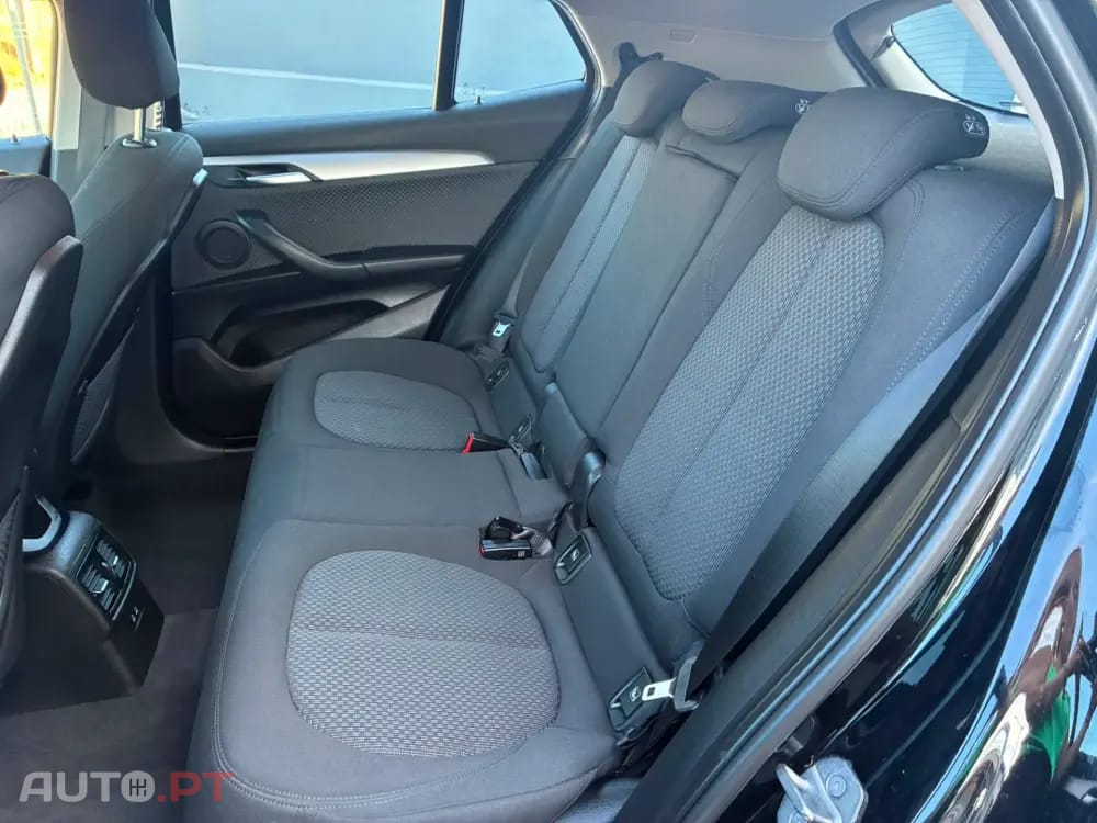 BMW X2 25e Business