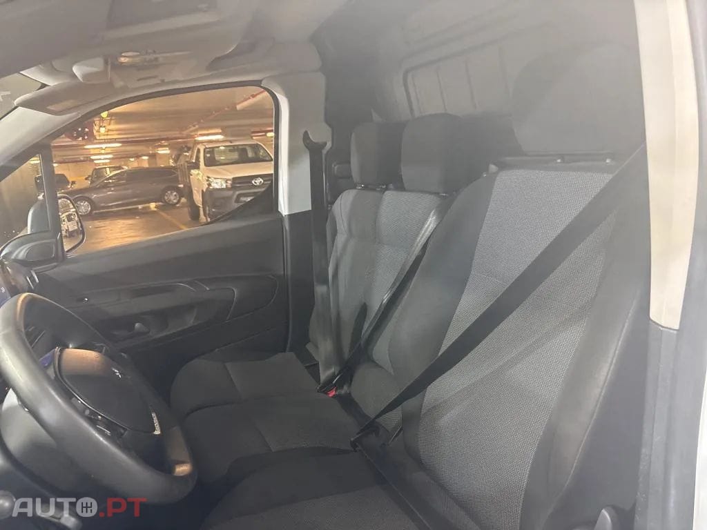 Peugeot Partner 1.5 BlueHDi Premium Standard
