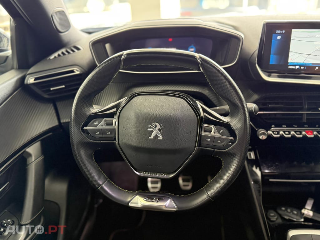 Peugeot 2008 1.5 BlueHDi GT