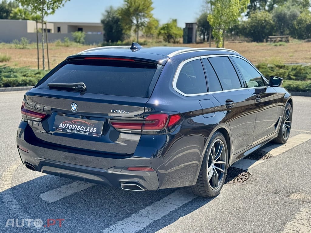 BMW 530 e Pack Desportivo M