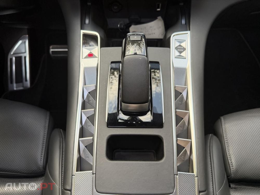DS DS7 Crossback E-Tense Performance Line+ EAT8