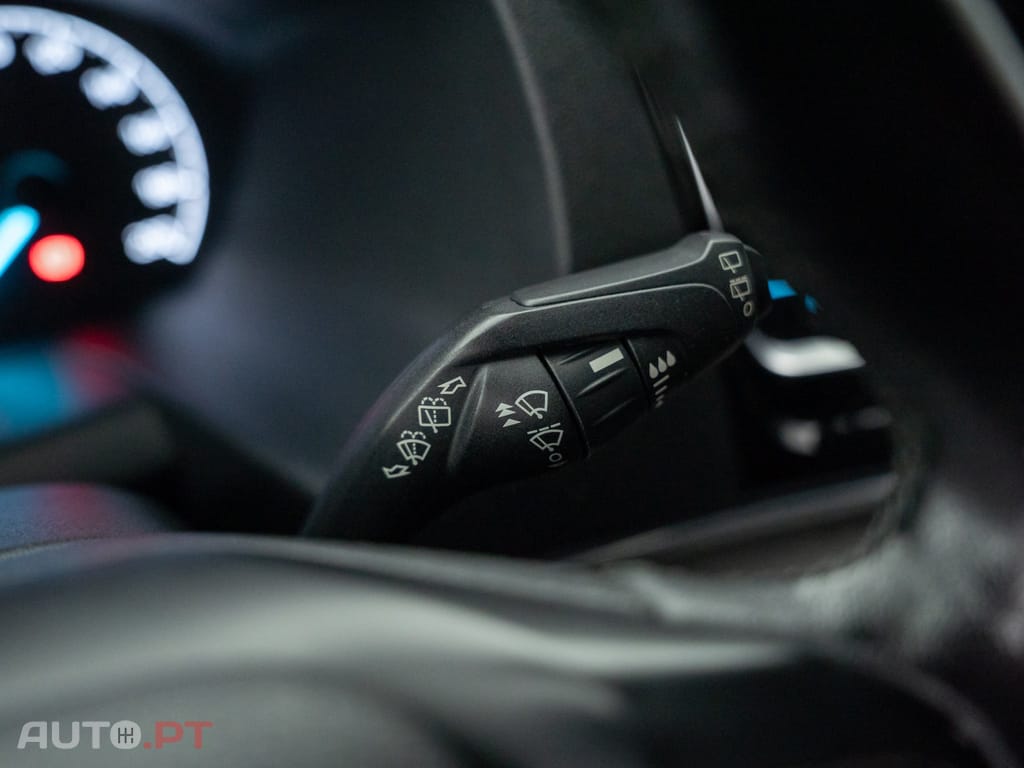 Ford Tourneo 1.0 EcoBoost Titanium PHEV