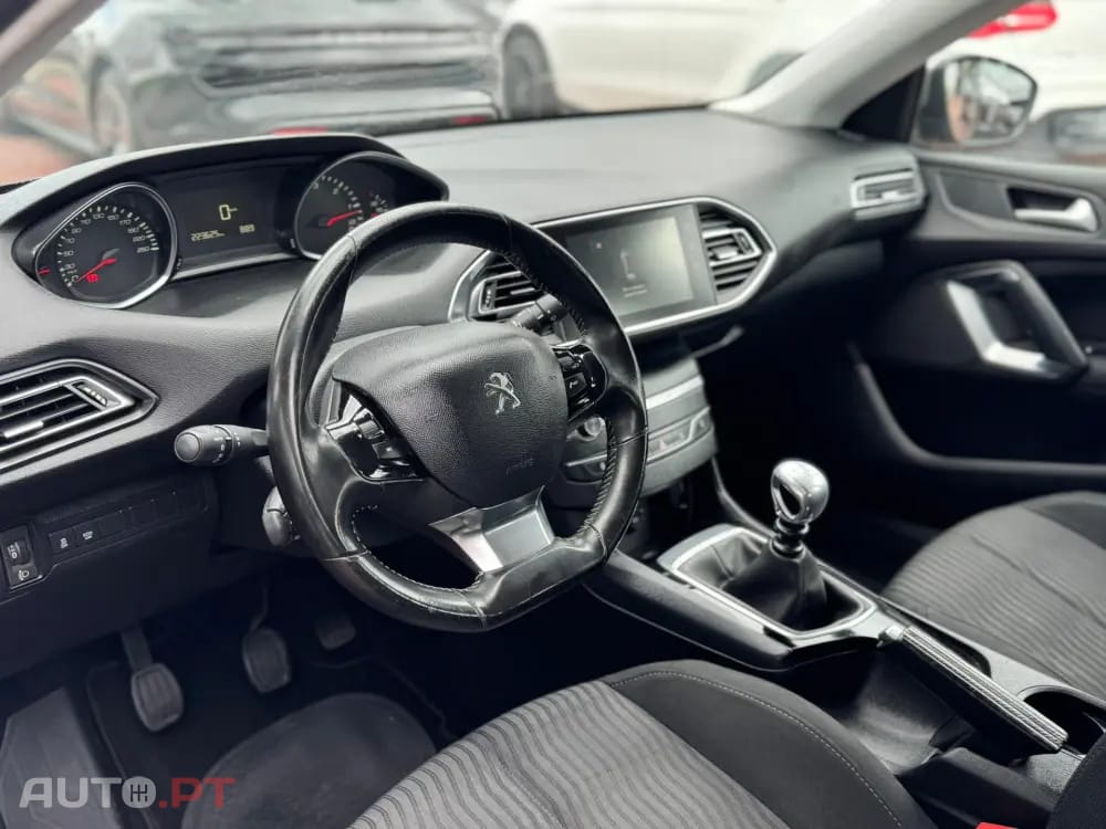 Peugeot 308 1.6 BlueHDi Allure