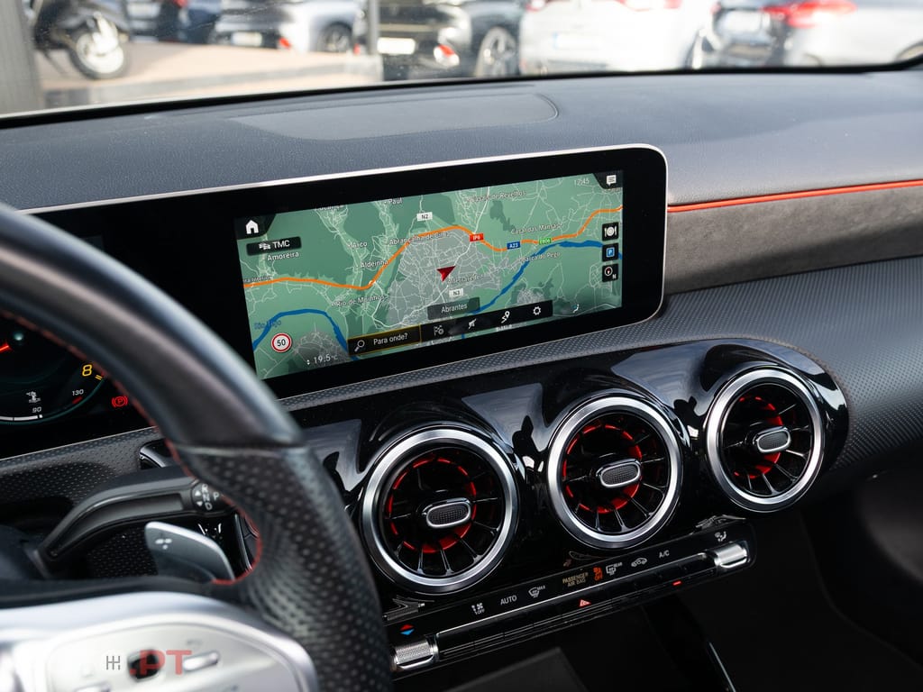 Mercedes-Benz A 35 AMG 4Matic Speedshift DCT 7G