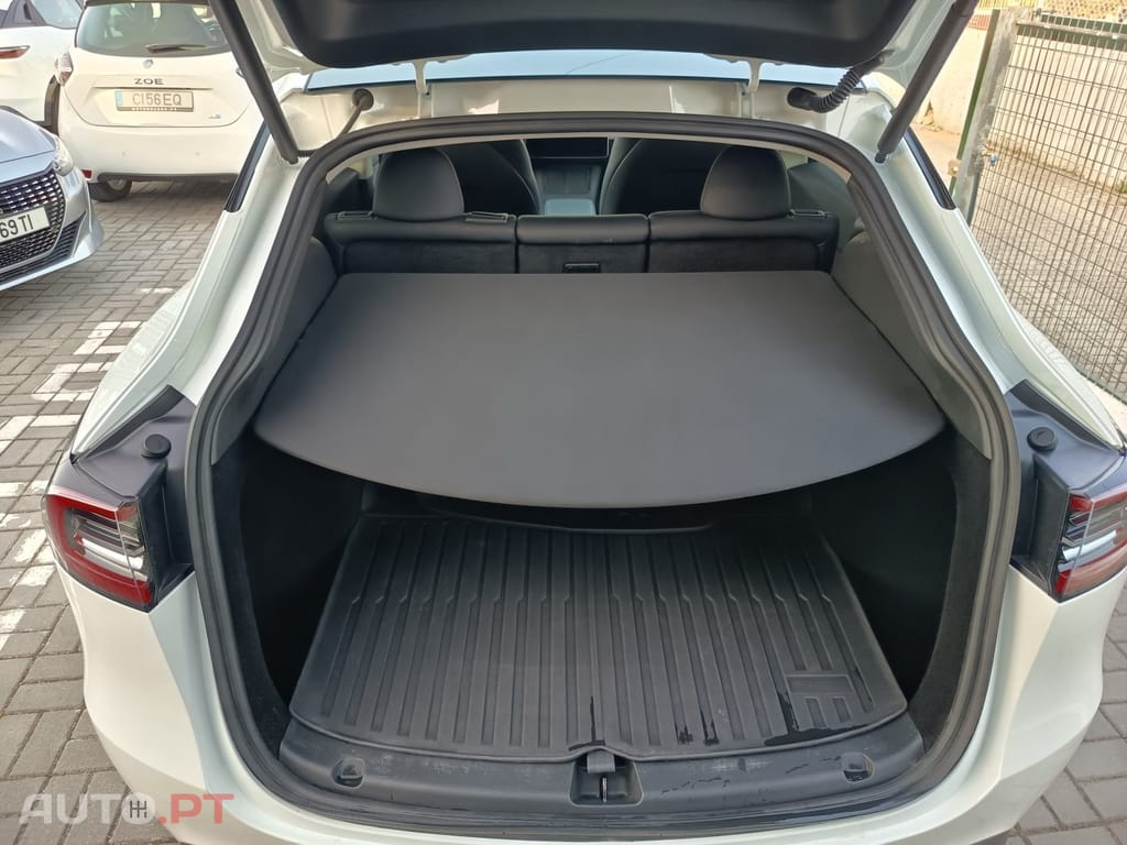 Tesla Model Y Tração Traseira