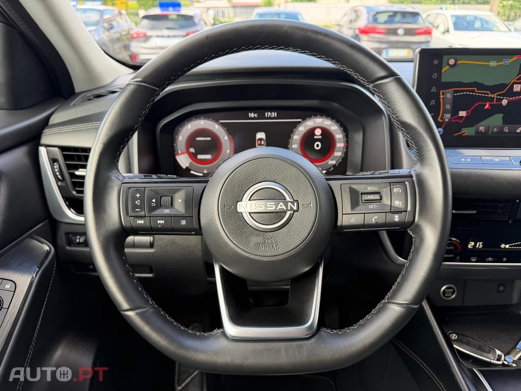 Nissan Qashqai 1.3 DIG-T N-Connecta LED