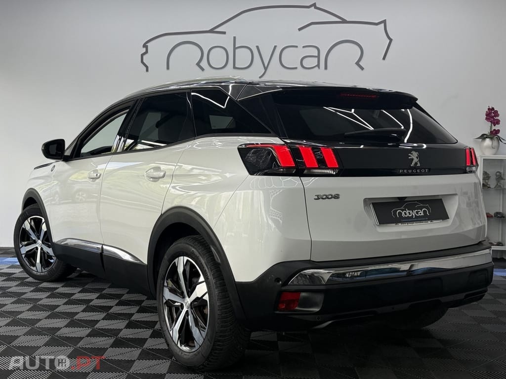 Peugeot 3008 1.2 PureTech Allure Grip Control EAT6