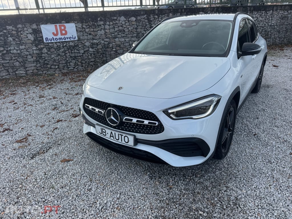 Mercedes-Benz GLA 250 e AMG Line