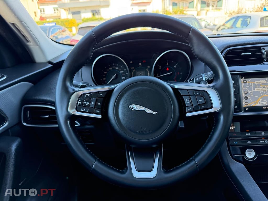 Jaguar F-Pace 2.0 i4D Prestige Aut.