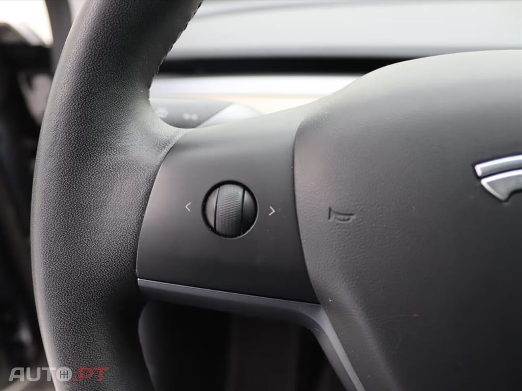 Tesla Model 3 Long-Range AWD I.V.A DEDUTÍVEL
