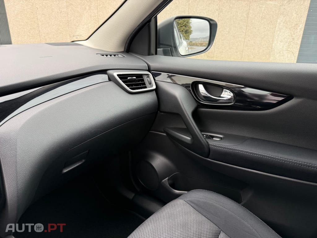 Nissan Qashqai 1.2 DIG-T N-Connecta