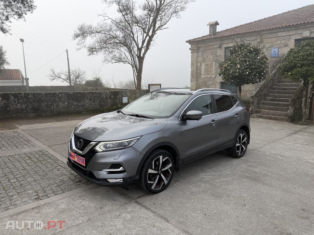 Nissan Qashqai 1.6 Tekna Sport 18