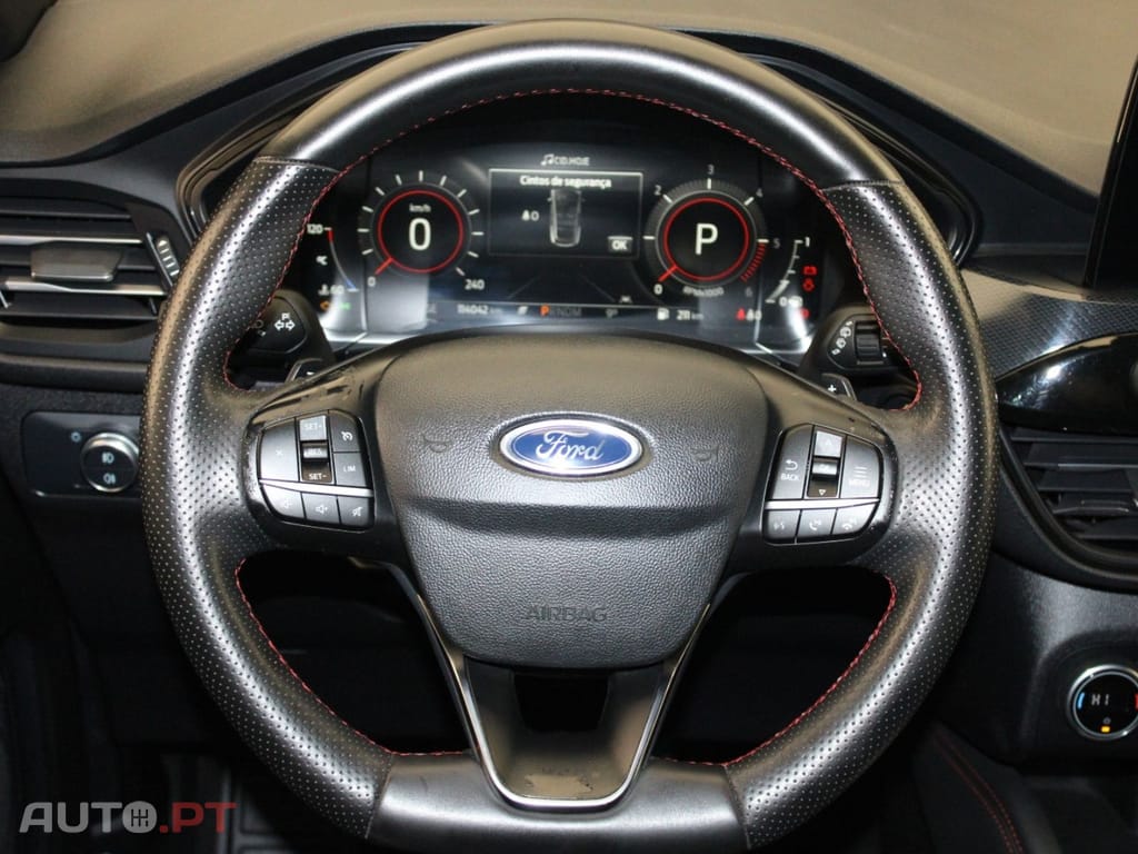 Ford Kuga 1.5 TDCI ECOBLUE TITANIUM I.V.A DEDUTÍVEL