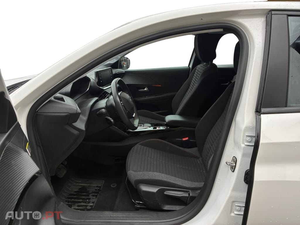 Peugeot E-208 50 kWh Active Pack