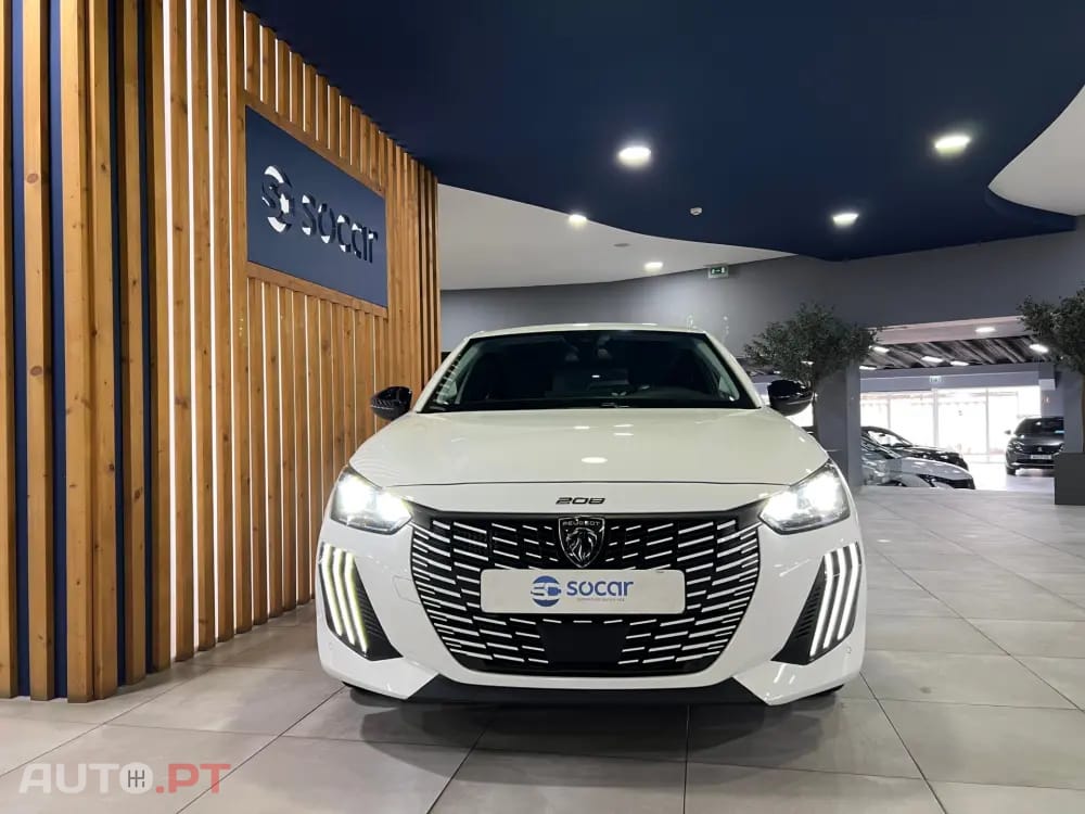 Peugeot 208 1.2 Hybrid Allure e-DCS6