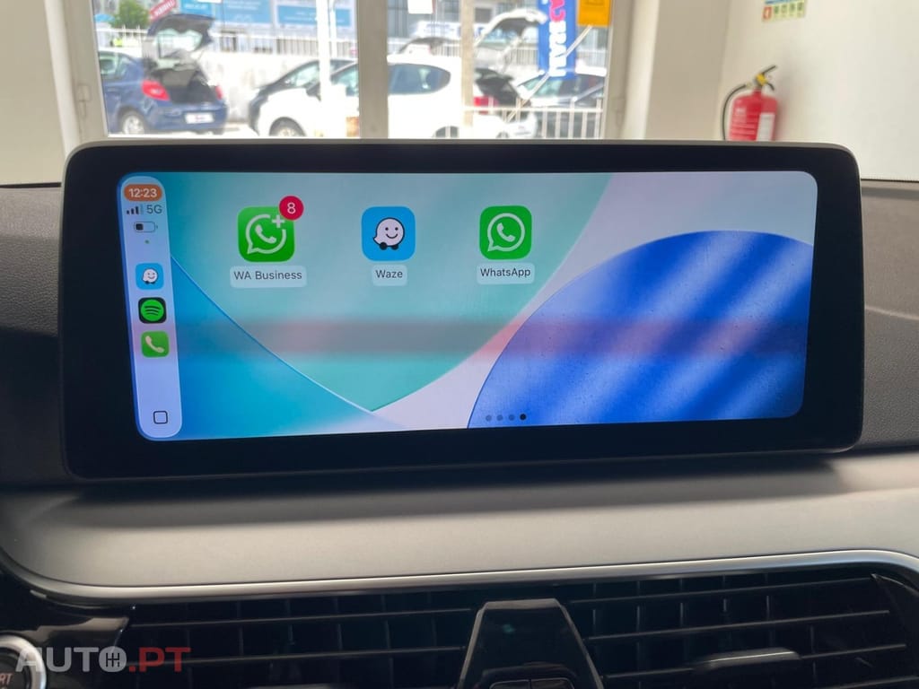 BMW 520 d Line Luxury Auto — fotografia 16