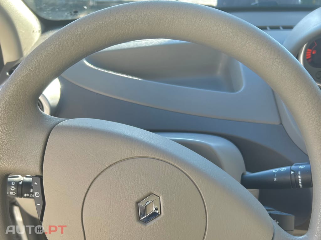 Renault Twingo 1.2 LEV 16V 75