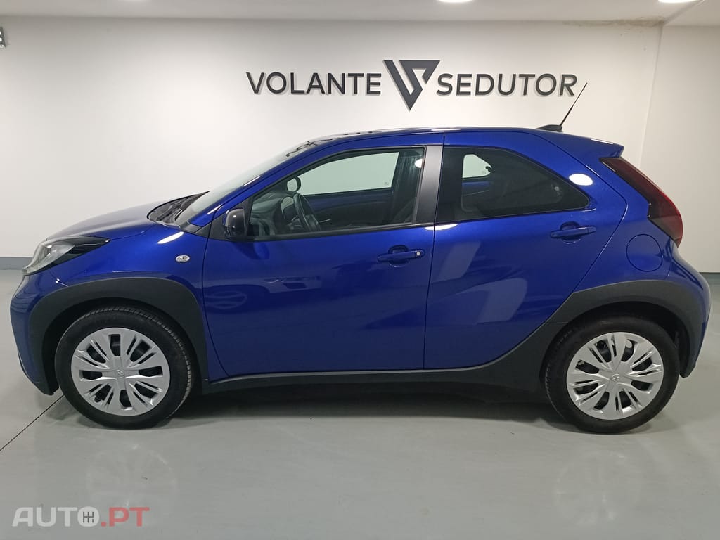 Toyota Aygo X Play