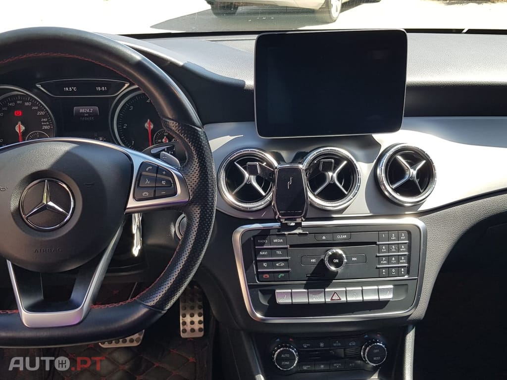 Mercedes-Benz CLA 220 Shooting Brake AMG Line