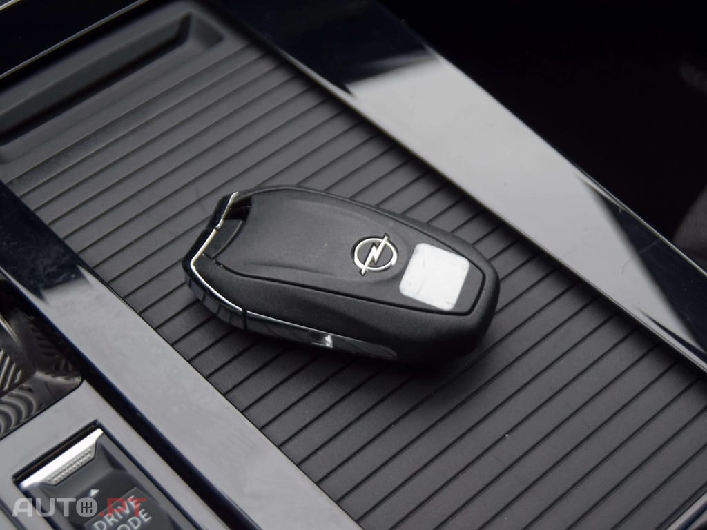 Opel Astra 1.2 T GS Aut.