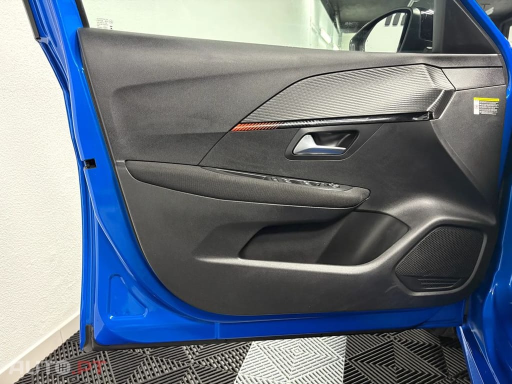 Peugeot E-208 50 kWh Active Pack